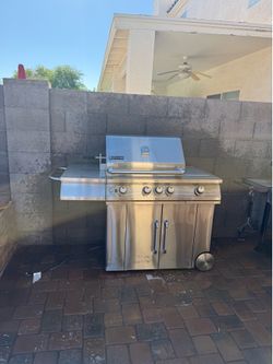 Jenn-Air Gas Grill