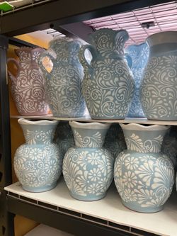 Talavera  flower vase ( price vary depending on the size )