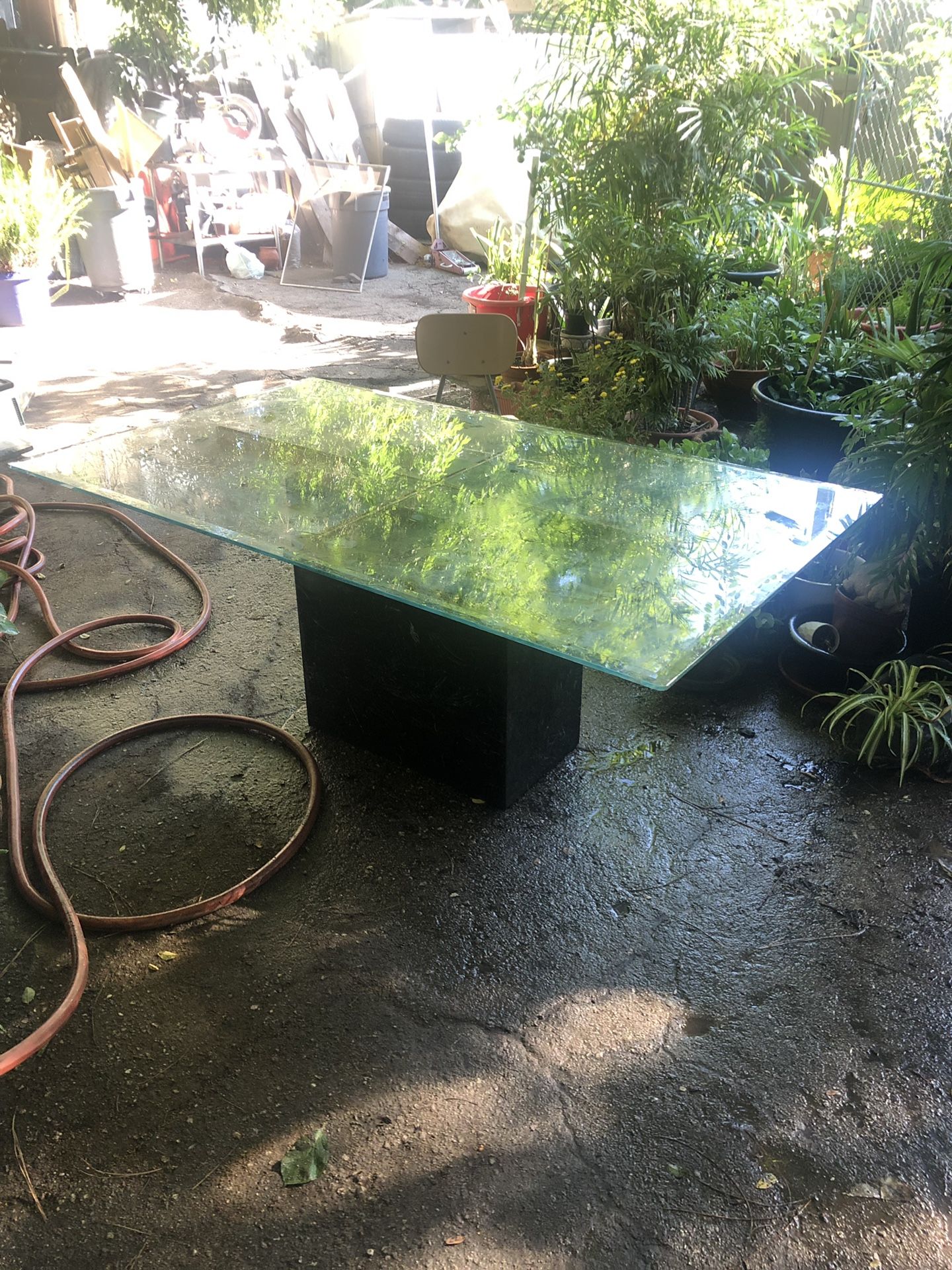 Dining table glass