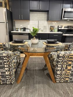 Modern Round Kitchen Table 