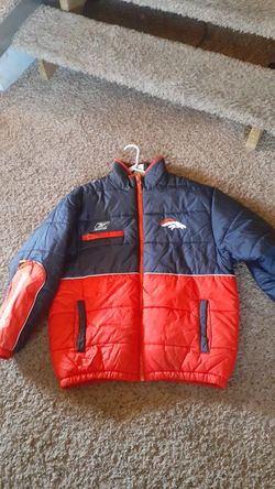 Mens REEBOX Denver Broncos Puffer Jacket Size Large