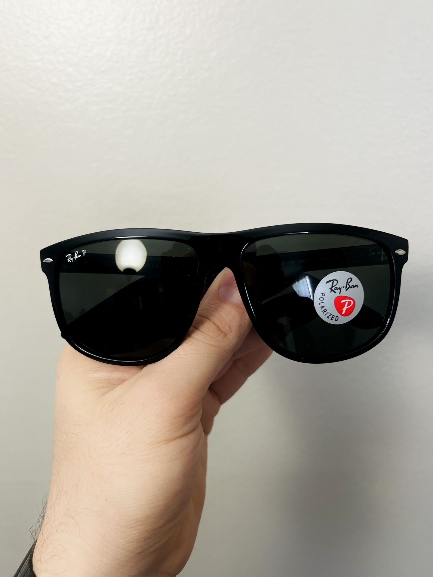 NEW RayBan Sunglasses with Original Ray Ban Packiging Box And
