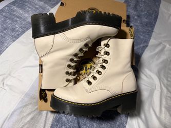 Dr Martens Leona Bone Boots