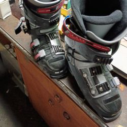 Raichle 5.7 Ski Boots