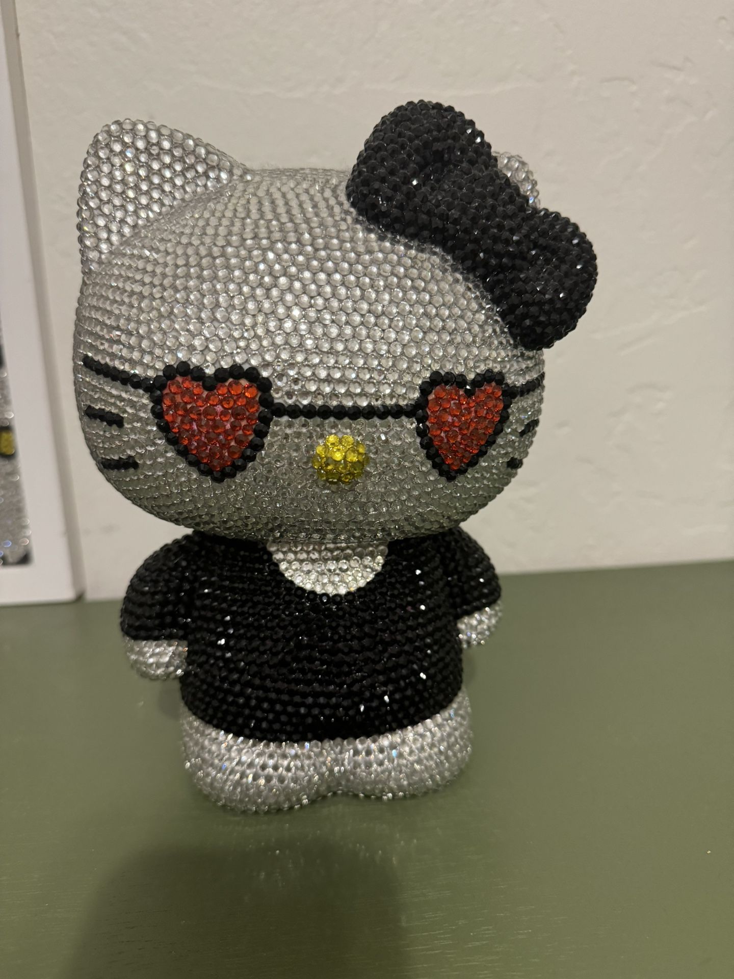 Hello Kitty Diamond Piggy Bank Size 24cm