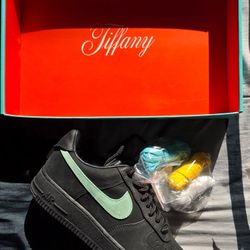 Nike Air Force 1 Low
Tiffany & Co. 1837