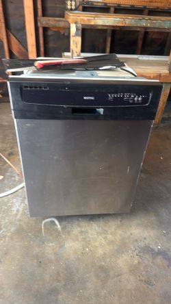 Maytag dishwasher