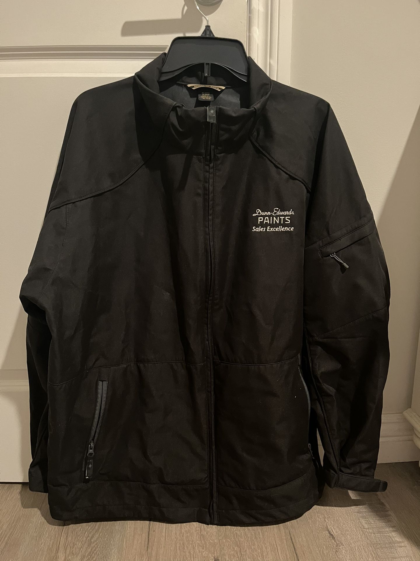 Dunn Edwards Men’s North End WindBreaker WinterJacket Size: XL for Sale ...