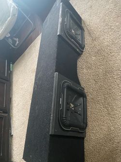 Subs 2 10s kickers 1,200 rms each speaker