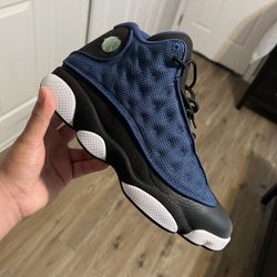 Jordan 13 Retro “Navy”