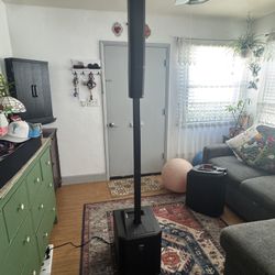 Electro-Voice EVOLVE 30M Portable Line Array PA System
