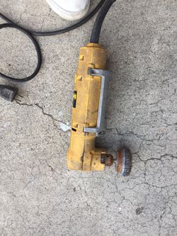 DeWalt Brush