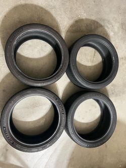 Set of 4 tires: Michelin Pilot sport 4  A/S  (2)245/40R19, (2) 275/35R19