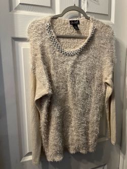 Women’s sweater