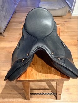 Wintec 250 15” Youth AP English Saddle