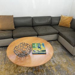 Knoll Charles Pfister Original Mid-Century Sectional Couch.