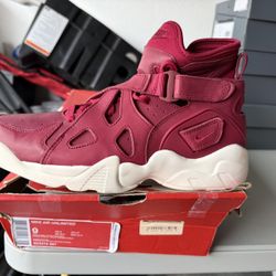 Nike Ultimate 