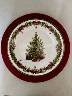 Christmas Holiday Dinner Plate with Red charger- set of  8