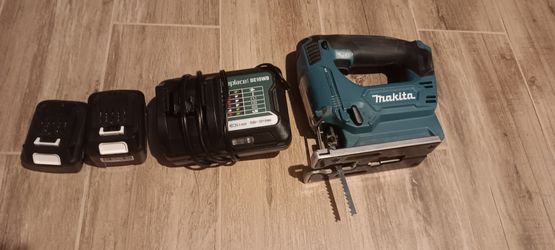 Makitta   18v Cordless  Jigsaw  Kit
