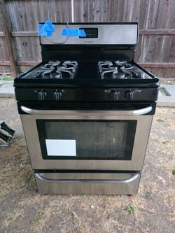 Stove / oven
