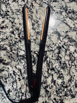 CHI Flat Iron Hair Straightener