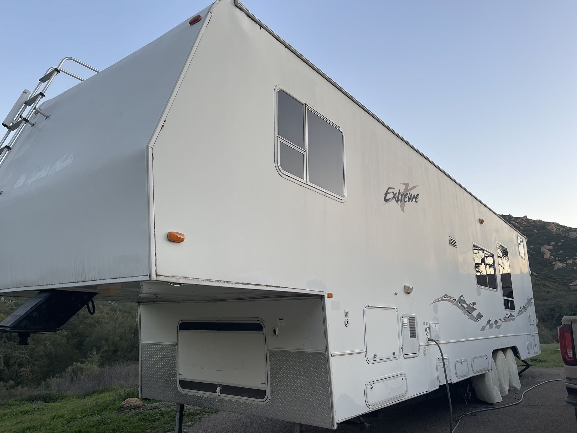 2004 Extreme Rv Toy Hauler