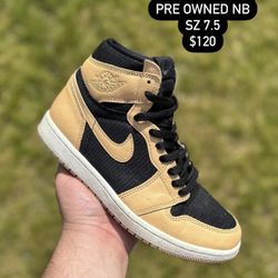 Jordan 1 Heirloom Size 7.5