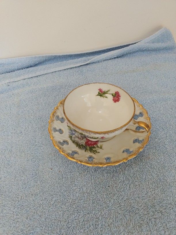 Vintage Enesco Cup & Saucer Floral Pattern