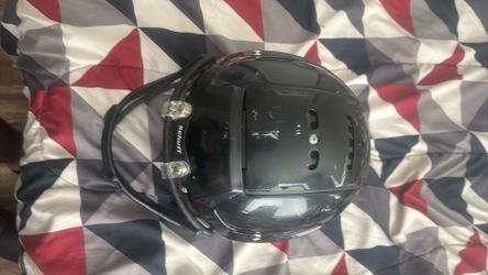 Schutt f7 youth helmet