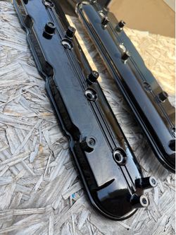 LS motor valve covers painted black