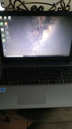 LAPTOP ASUS USED COUPLED DAYS.2016..