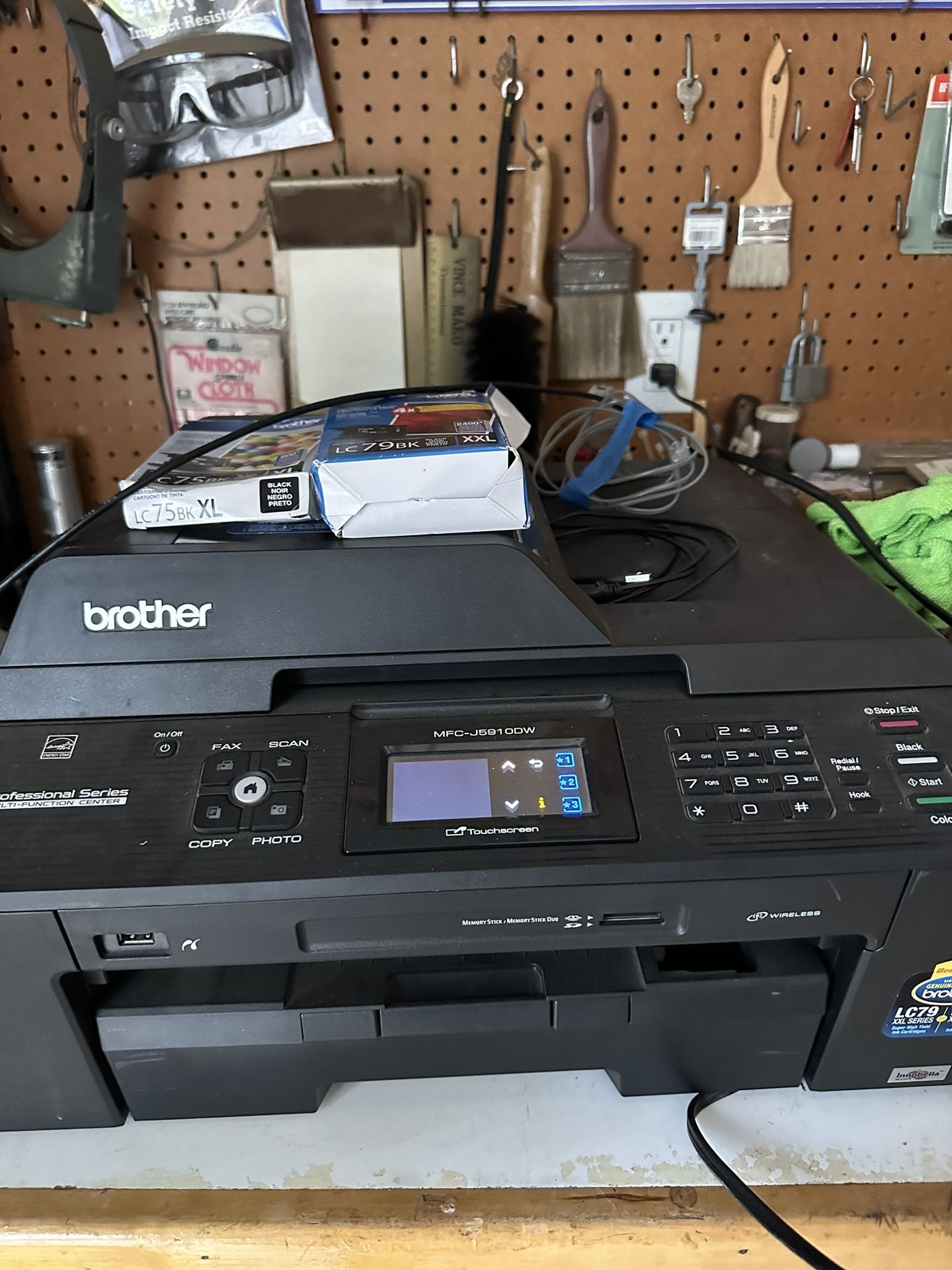 Brother MFC-J5910DW All-In-One Inkjet Printer & Brand New Ink
