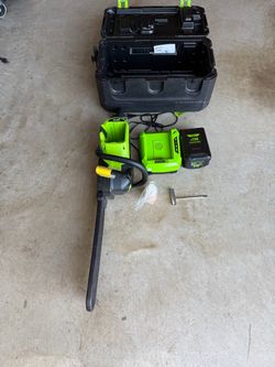 Greenworks Pro 80V Cordless Chainsaw with Battery and Charger