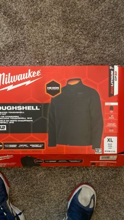 Milwaukee heated jacket