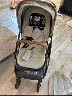 Nuna triv stroller