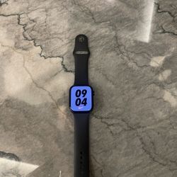 Apple Watch Series 8    45mm