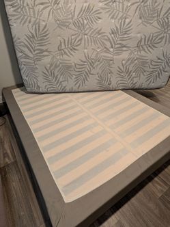 Ikea LYNGOR Queen foundation + Cover