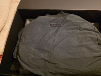 Mens Canada goose XL.