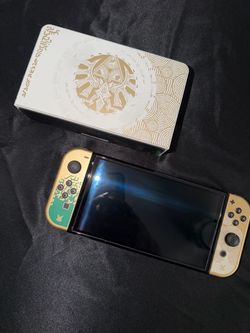 Nintendo Switch OLED Tears of the Kingdom Edition