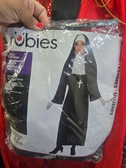 Nun women costume  halloween new  size small  adult