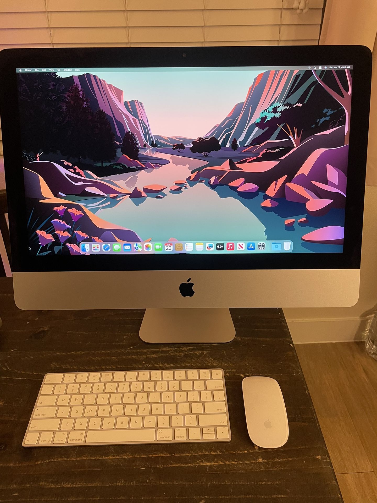 Apple 2017 iMac 21.5-inch 4K Retina 8gb Ram 1tb Hard Drive 3ghz i5 - Ventura macOS - Wireless Keyboard 2 And Magic Mouse 2 - Desktop