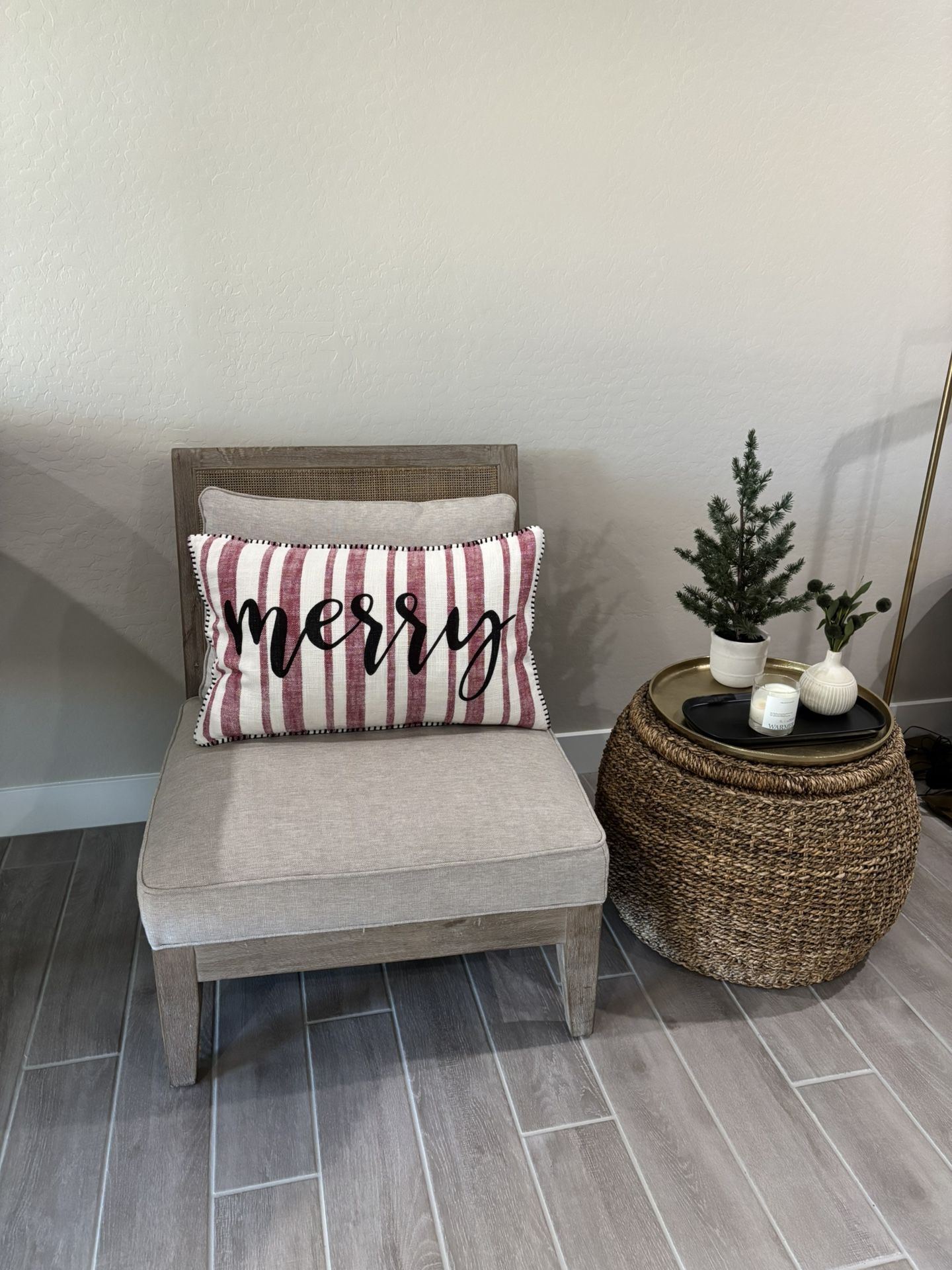 Sitting Chair -  Tommy Bahama