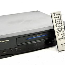 Panasonic PV-V4601 4 Head Hi-Fi Stereo Omnivision VHS VCR  w/ Remote Tested