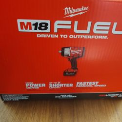Milwaukee Fuel 1/2 High Torque Impact 1600 Lbs With 5.0ah Battery And Charger And Bag
