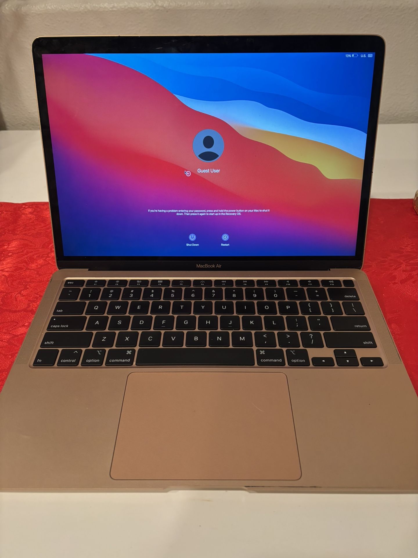 Macbook Air 13” Rose Gold