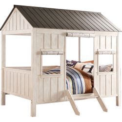 Cottage Full-Size Bed with Mattress