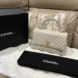 Authentic Chanel Top handle