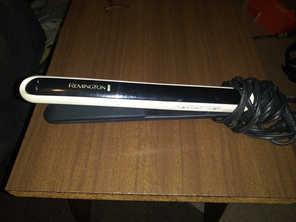 2 Remington Hair Starighter