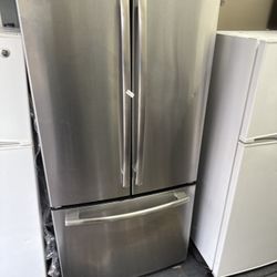 Refrigerator 33 General Electric 