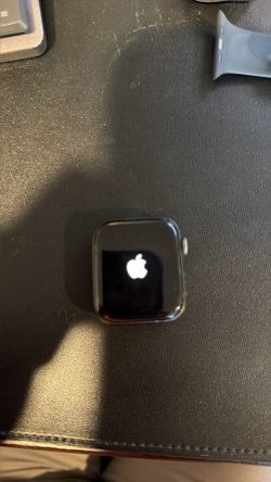 Apple Watch Series 4 - 44mm -GPS